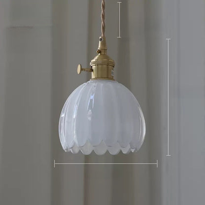 Small flower glass pendant light – product detail 9