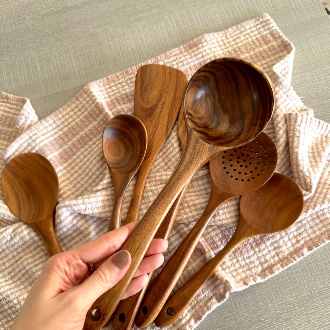 Natural Wooden Utensil Set | 7-Piece Kitchen Tools for Versatile Cooking 5
