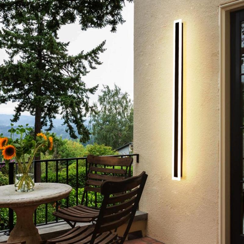 Vynn | Linear Outdoor Wall Lamp with Weather-Resistant Design | Elegant Black and White Finish for Timeless Appeal 10