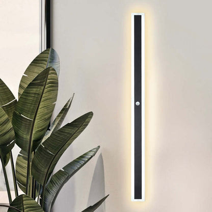 Vynn | Linear Outdoor Wall Lamp with Weather-Resistant Design | Elegant Black and White Finish for Timeless Appeal 13
