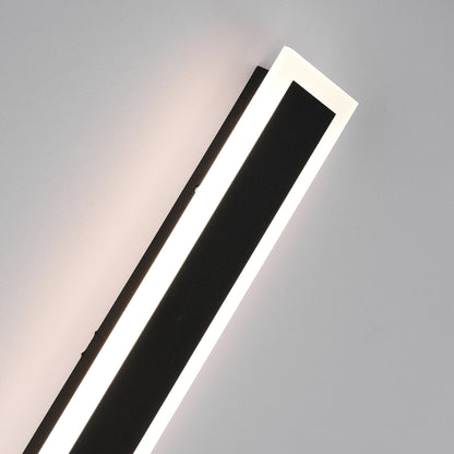 Vynn | Linear Outdoor Wall Lamp with Weather-Resistant Design | Elegant Black and White Finish for Timeless Appeal 5