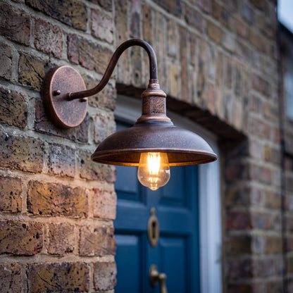 Gold bronze retro outdoor barn wall light, small 37cm arm, E27 vintage garden lamp by a UK front door