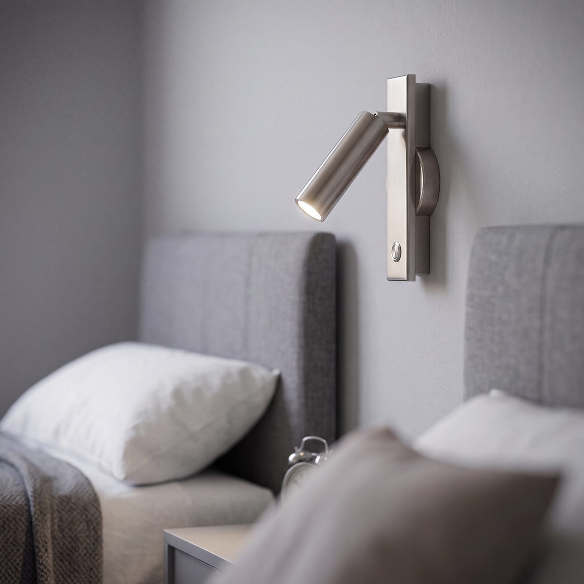 W3IMG-24 Reading Light — Sand Nickel