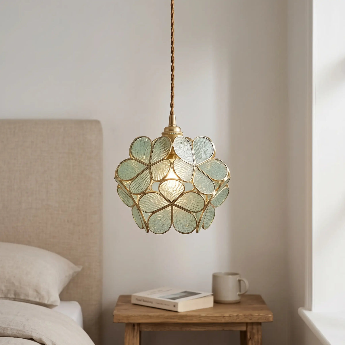 Pendant Light - Green - colour image