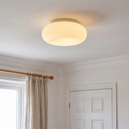 Cloud pebble flush ceiling light 20cm – 20cm – in a bedroom