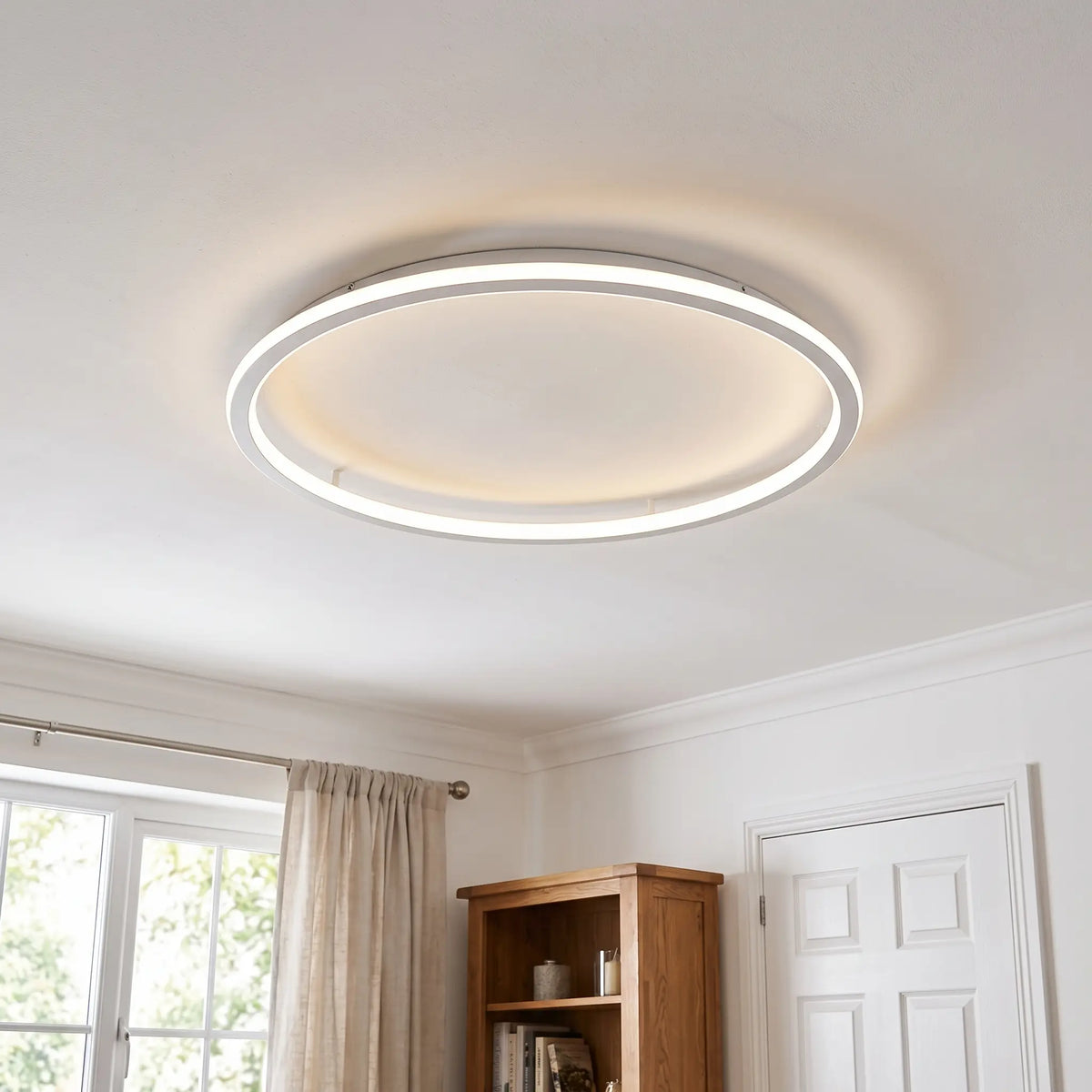 Ultra-thin ring LED ceiling light – White – in a living room