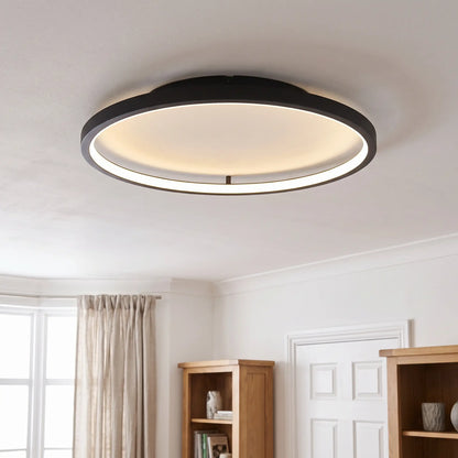 Ultra-thin ring LED ceiling light – Black – in a living room